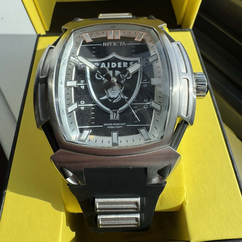 Reloj Invicta Raiders 42800, reloj de cuarzo para hombre, acero inoxidable y silicona, resistente al agua hasta 100m.