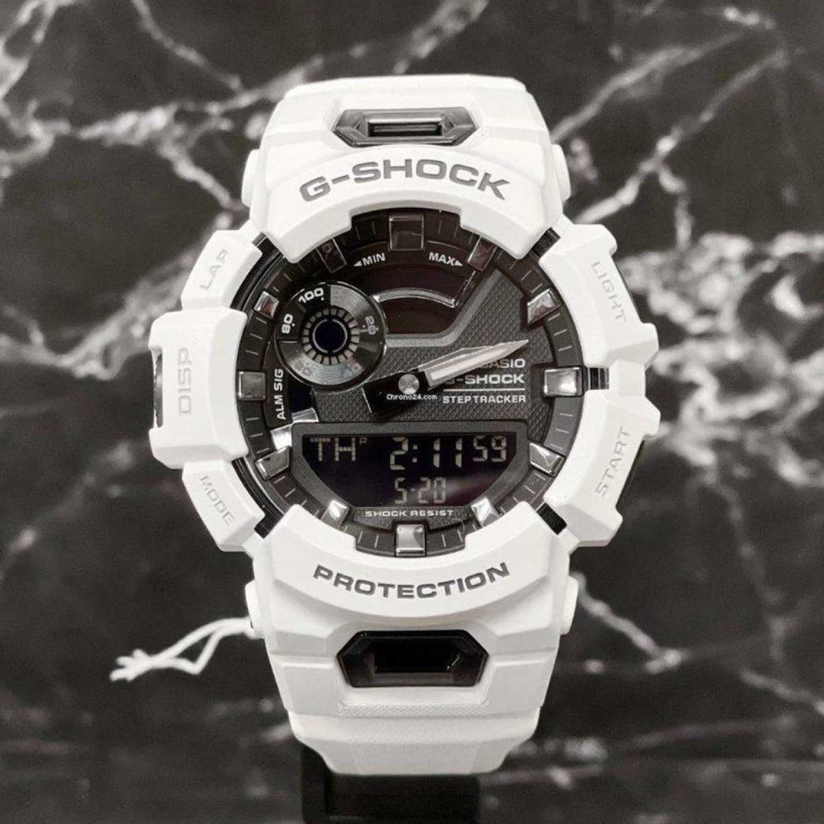 RELOJ G-SHOCK BLANCO CON NEGRO G-S-197