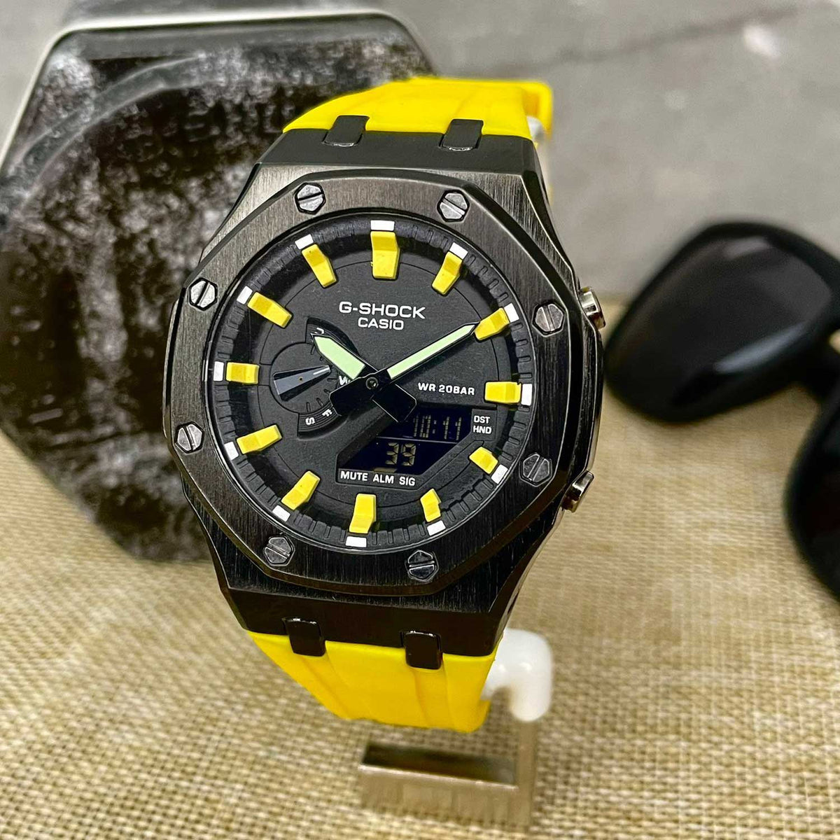 RELOJ G-SHOCK AMARILLO CON NEGRO G-S-192