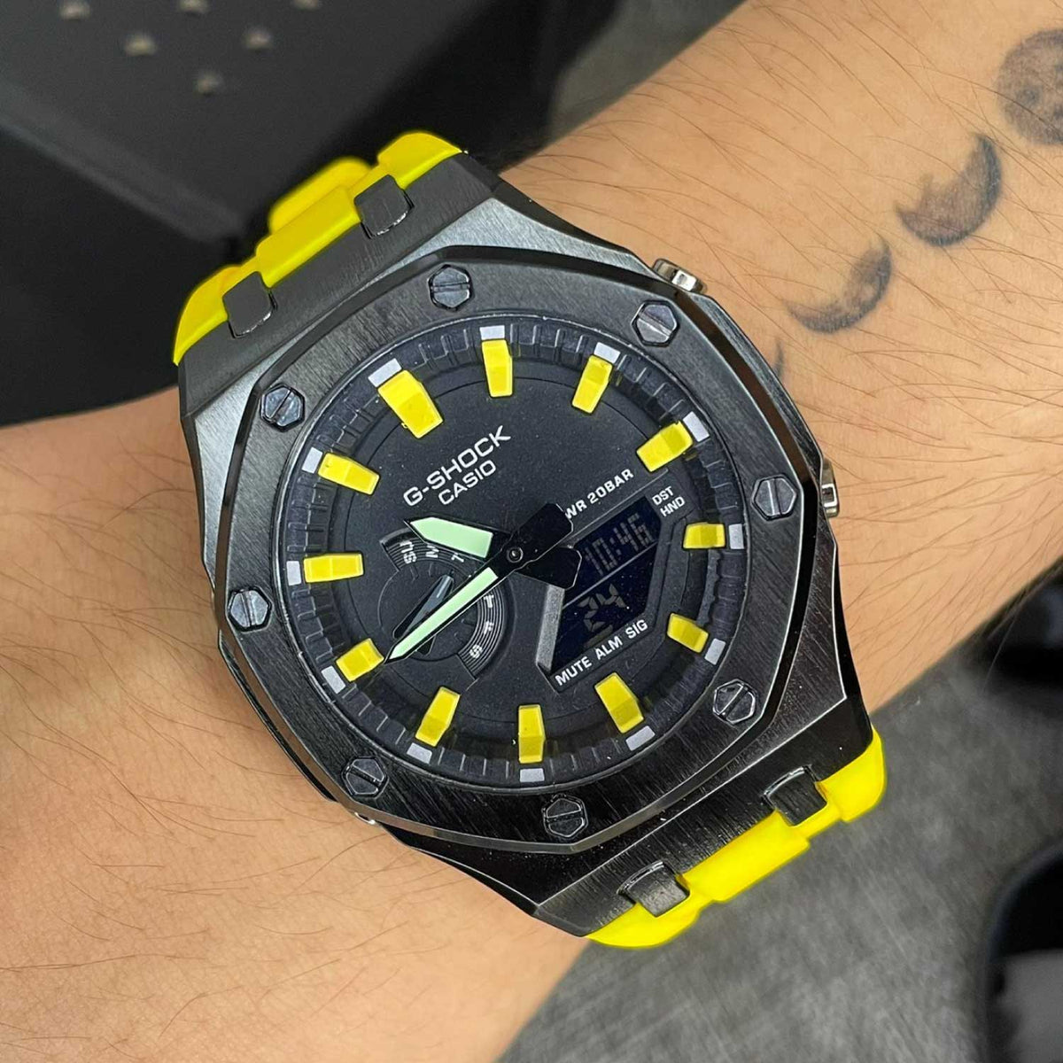 RELOJ G-SHOCK AMARILLO CON NEGRO G-S-192