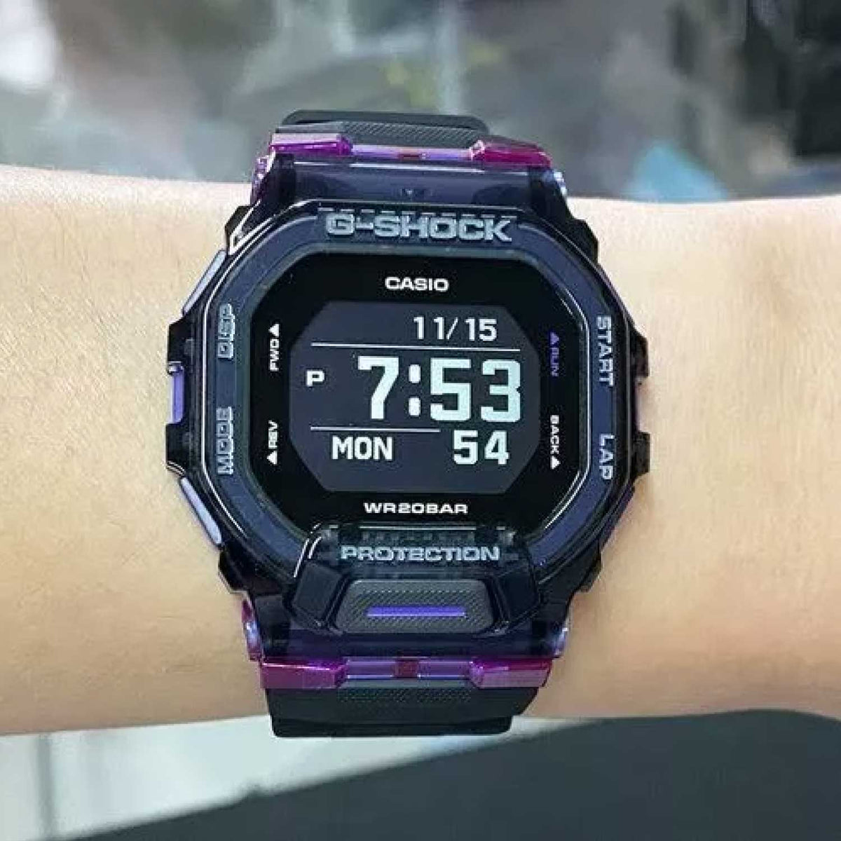 RELOJ G-SHOCK MORADO CON NEGRO G-S-196