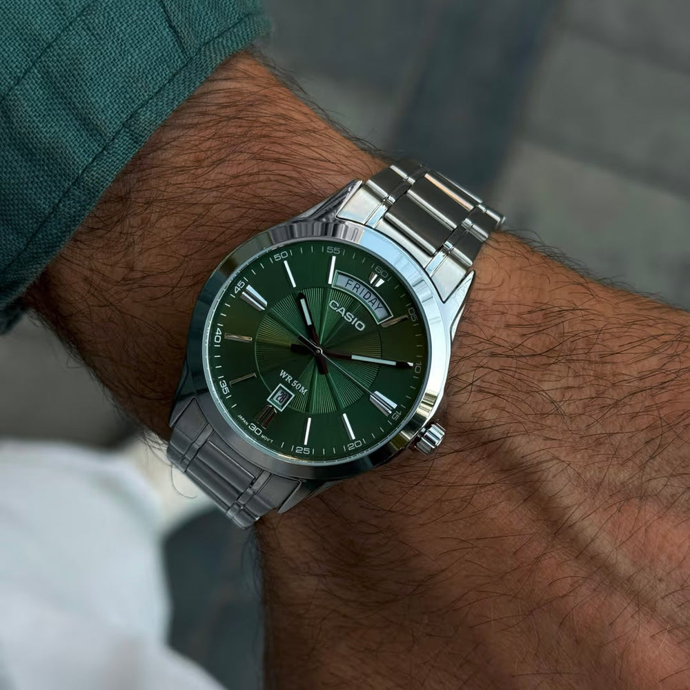 Reloj Casio MTP-1381D-3AV Hombre Acero Verde