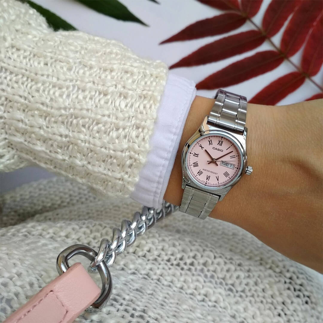Reloj Casio LTP-V006D-4B Mujer Acero Plateado