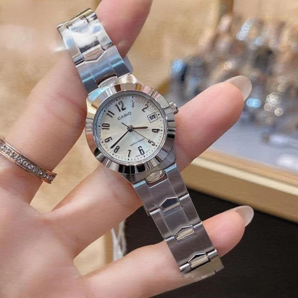 Reloj Casio LTP-1241D-7A2 Mujer Acero Plateado