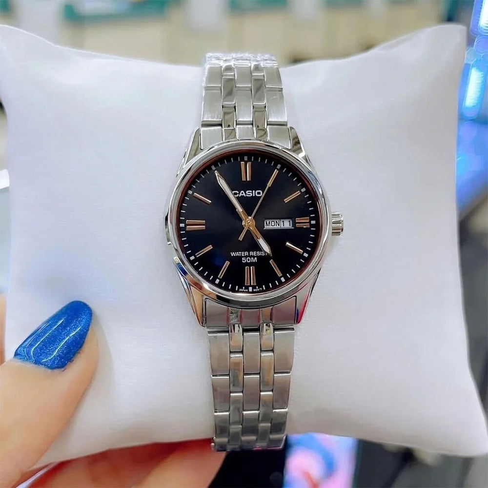 Reloj Casio LTP-1335D-1A2 Mujer Acero Plateado