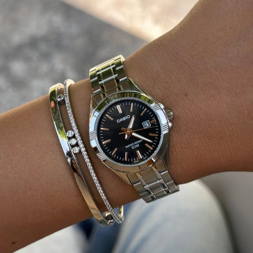 Reloj Casio LTP-1308D-1A2 Mujer Acero Plateado