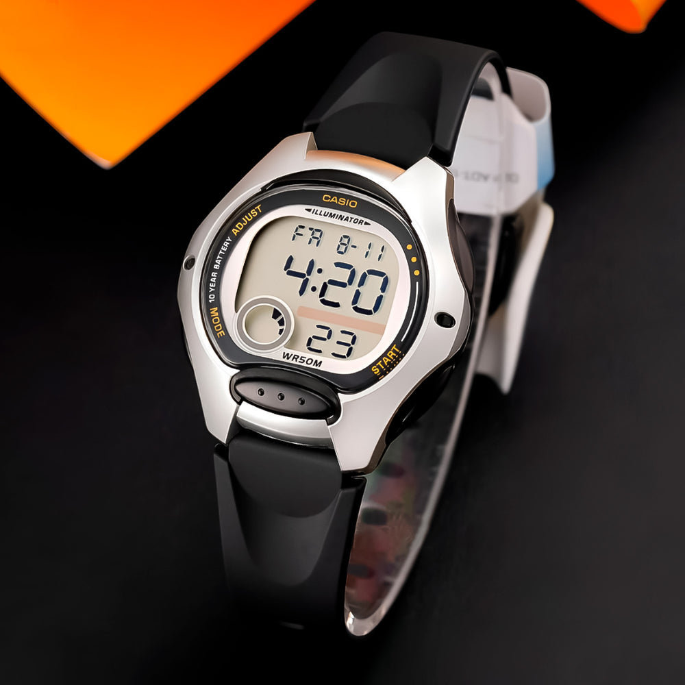 Reloj Casio LW-200-1AV Mujer Resina Negro | CAS-M-21