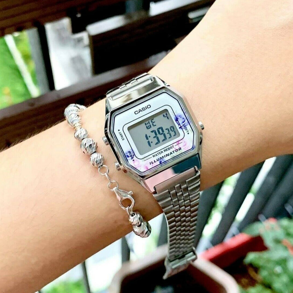 Reloj Casio LA680WA-4C Mujer Acero Plateado