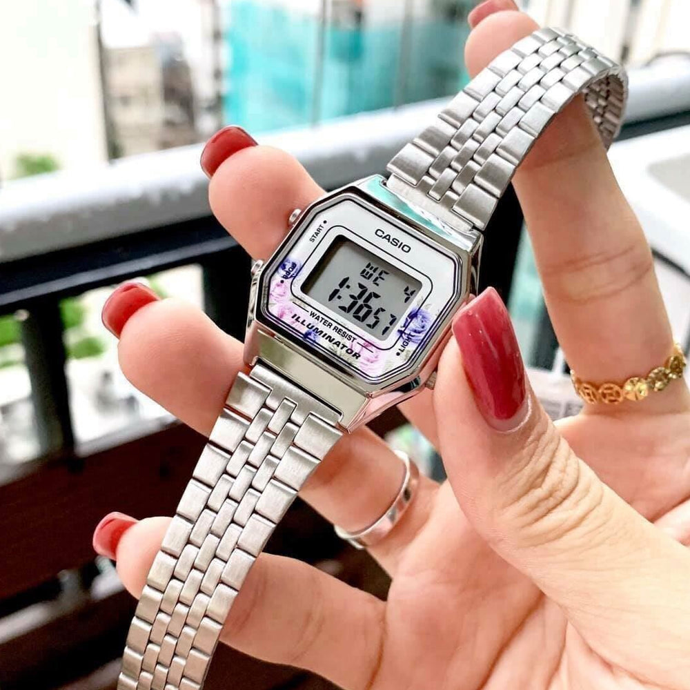Reloj Casio LA680WA-4C Mujer Acero Plateado