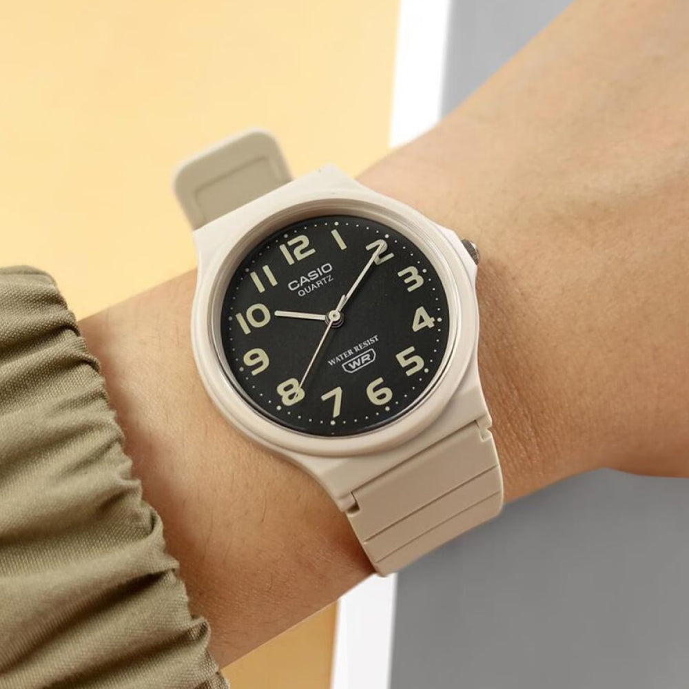 Reloj Casio MQ-24UC-8B Mujer Resina Blanco