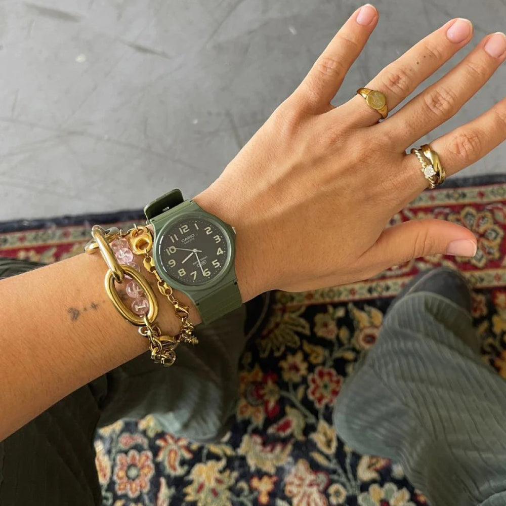 Reloj Casio MQ-24UC-3B Mujer Resina Verde | CAS-M-70