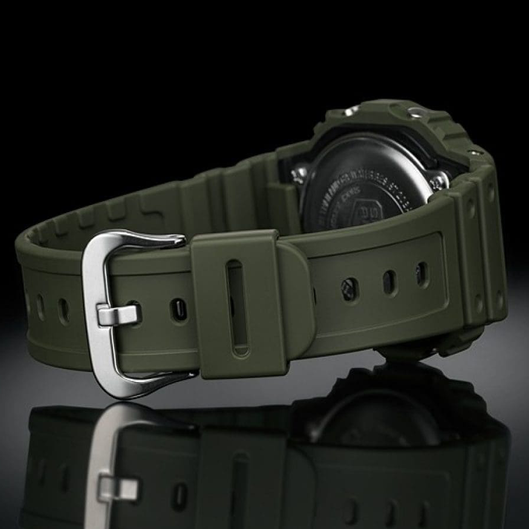 RELOJ G-SHOCK VERDE CON NEGRO DW-5610SU-3DR G-SK-65