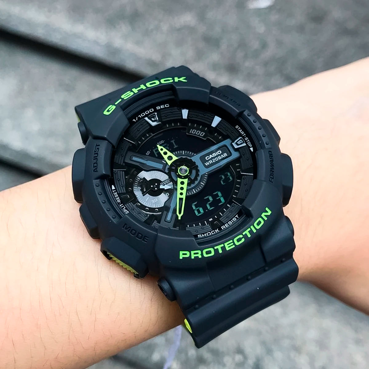 RELOJ G-SHOCK NEGRO CON VERDE G-S-1