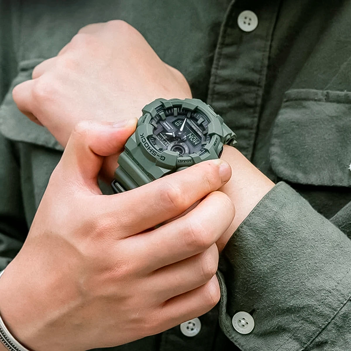 RELOJ G-SHOCK VERDE GA-100CF-1A9 G-SK-109