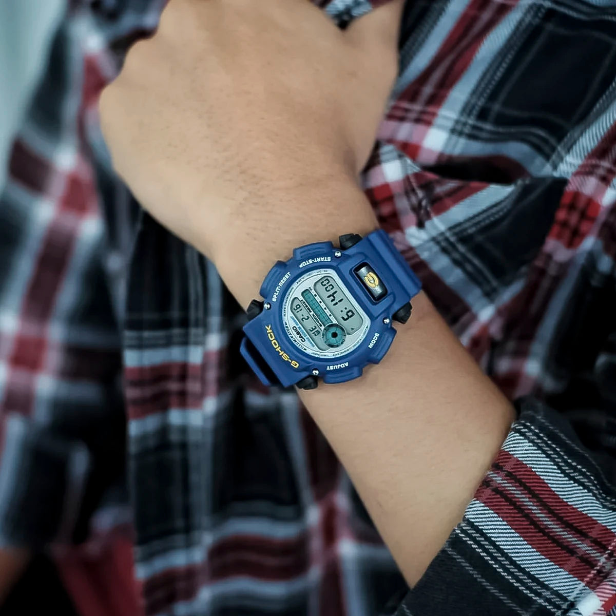 RELOJ G-SHOCK AZUL CON GRIS DW-9052-2VDR G-SK-116