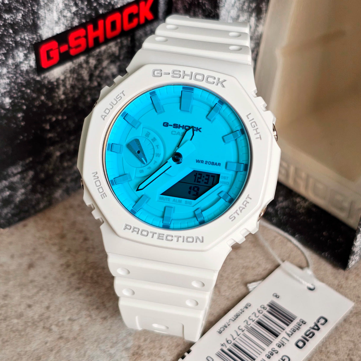 RELOJ G-SHOCK BLANCO TORNASOLADO GA-2100TL-7A G-SK-180