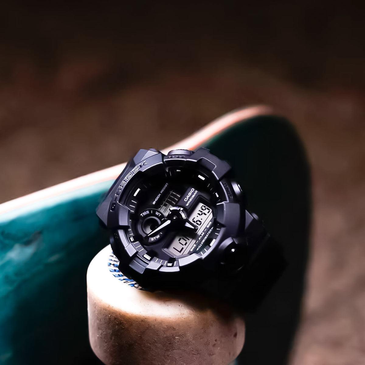 RELOJ G-SHOCK NEGRO GA-700BCE-1A G-SK-190