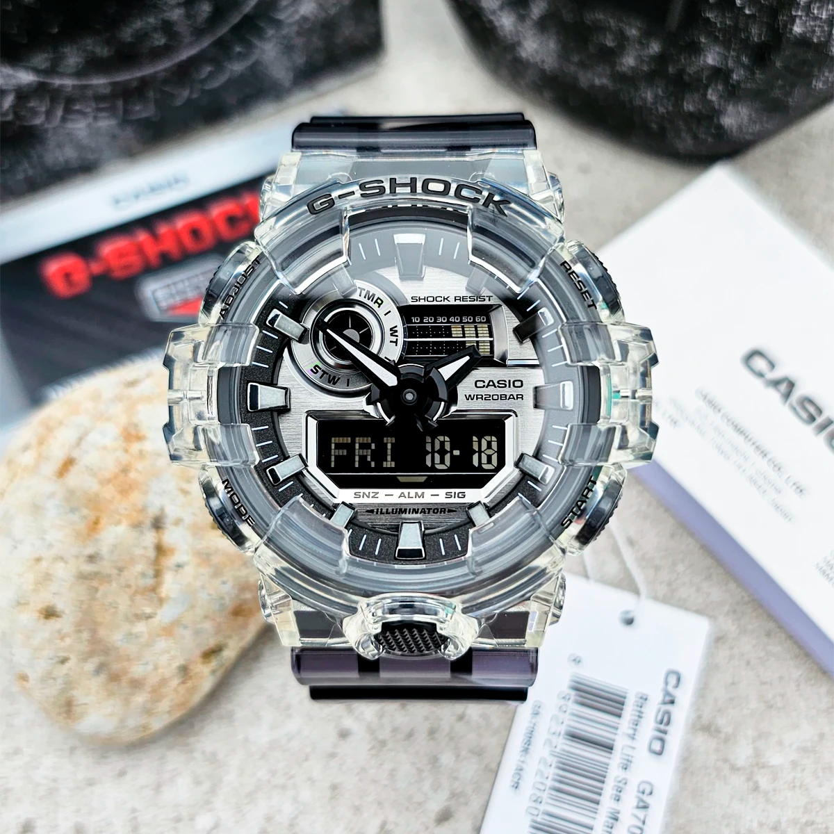 RELOJ G-SHOCK GRIS TRANSPARENTE GA-700SK-1ADR G-SK-25