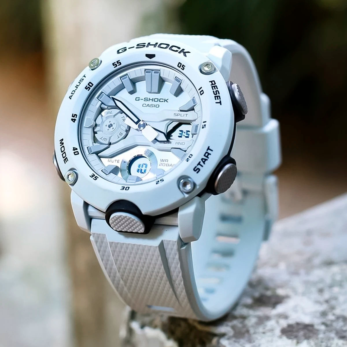 RELOJ G-SHOCK BLANCO GA-2000S-7A G-SK-29