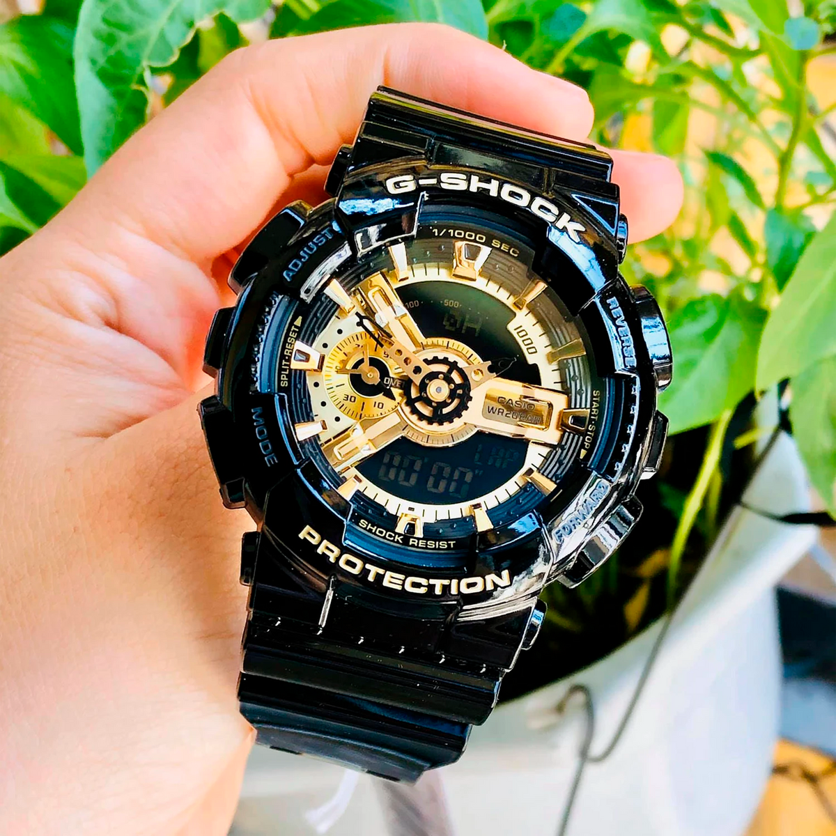 RELOJ G-SHOCK NEGRO CON DORADO GA-110GB-1ACR G-SK-71