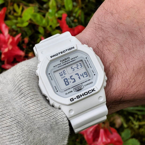 RELOJ G-SHOCK ALL WHITE RETRO G-S-84