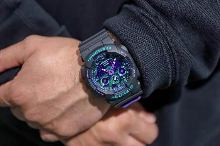 RELOJ G-SHOCK NEBULA G-S-72