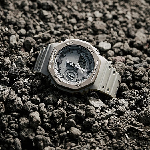 RELOJ G-SHOCK CARBÓN GRIS G-S-111