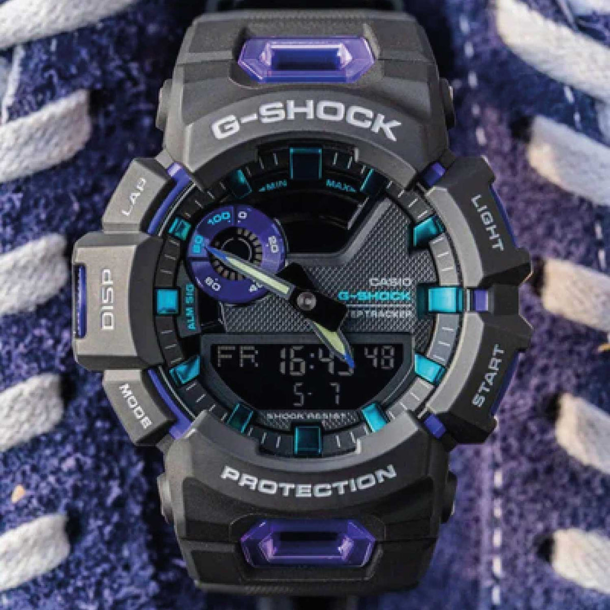 RELOJ G-SHOCK NEGRO CON MORADO G-S-209