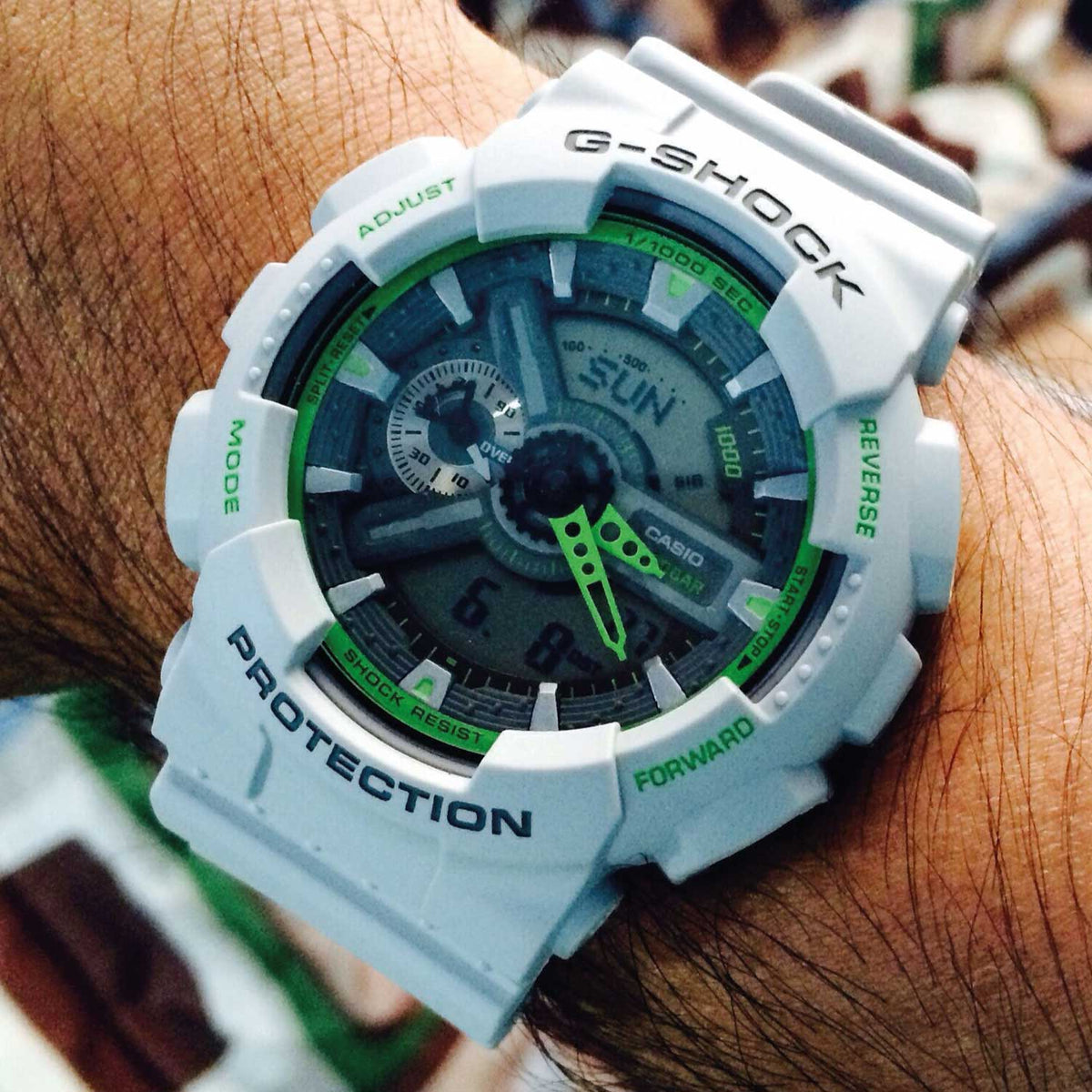 RELOJ G-SHOCK GRIS CON VERDE G-S-219