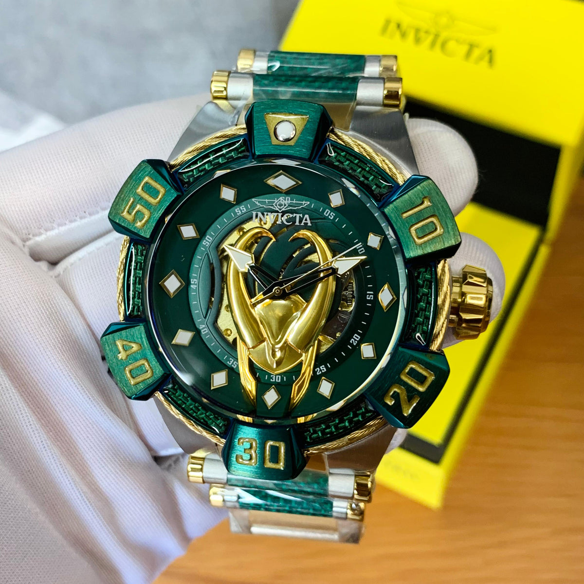 RELOJ INVICTA MARVEL 37600 INV-189