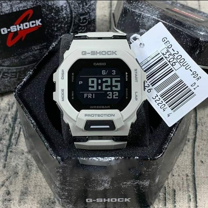 RELOJ G-SHOCK GRIS GBD-200UU-9 G-SK-126