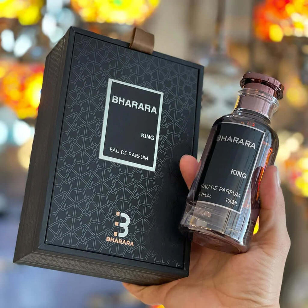 Fragancia BHARARA KING EDP 100ML para hombres, aroma atrevido y picante, en su elegante estuche.