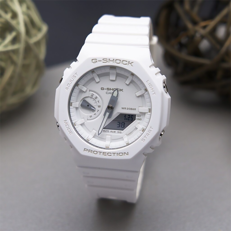 RELOJ G-SHOCK BLANCO GA-2100-7A7 G-SK-153