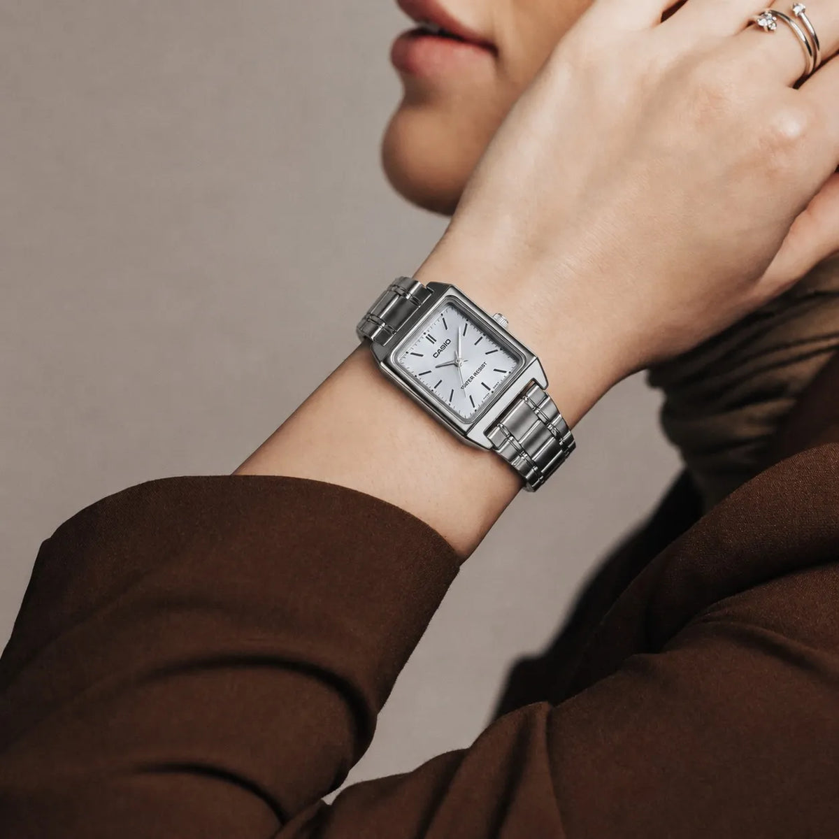 Reloj Casio LTP-V007D-2E Mujer Acero Plateado