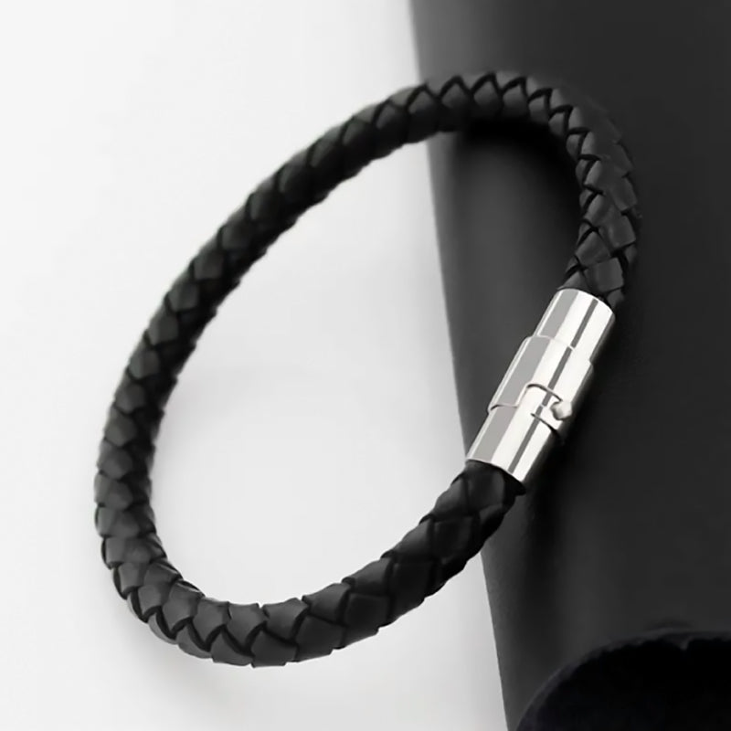 PULSERA DE CUERO NEGRO JOY-19