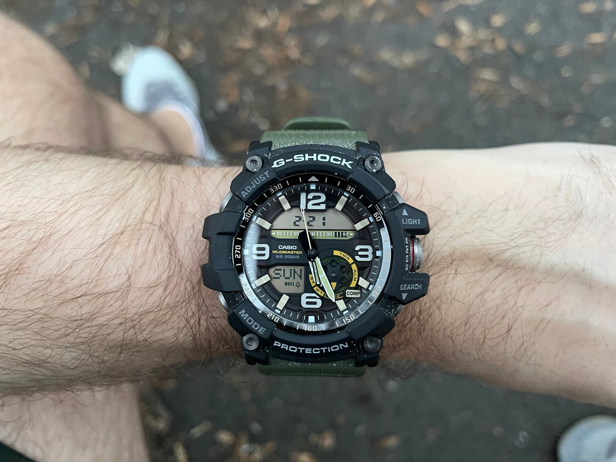 RELOJ G-SHOCK MUDMASTER NEGRO CON VERDE G-S-121