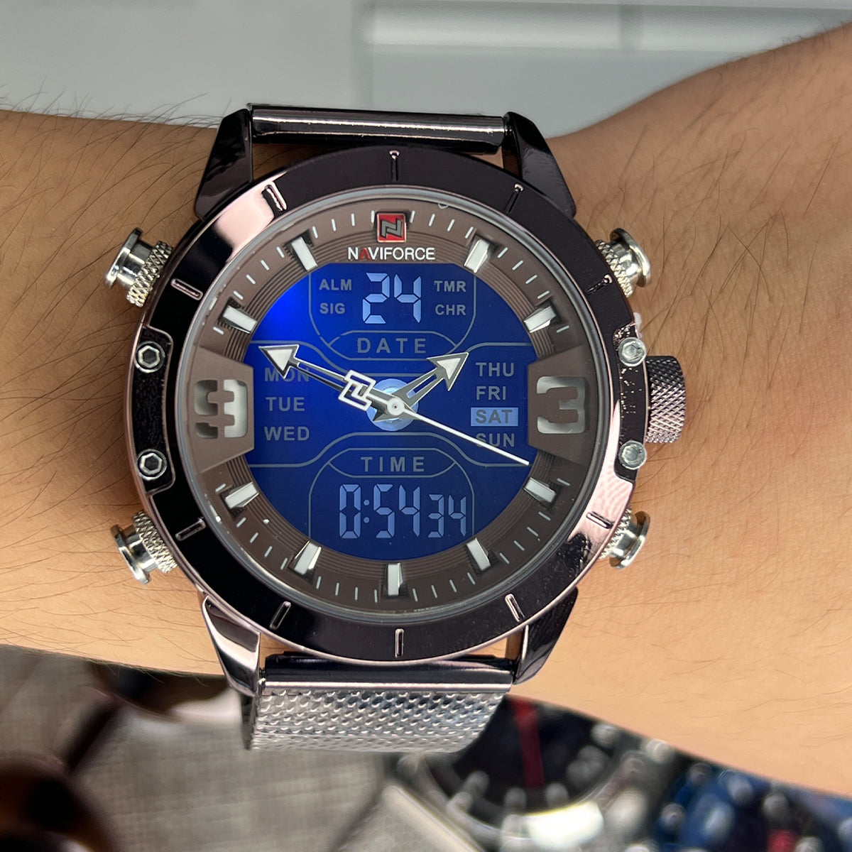 RELOJ NAVIFORCE ACERO MALLA MARRÓN NAV-2