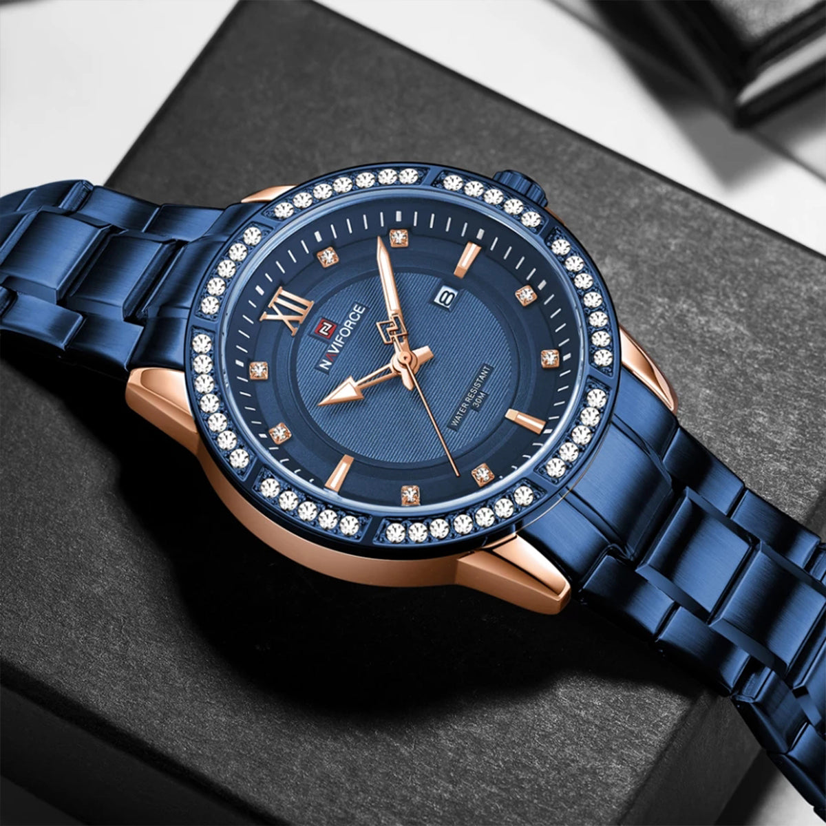 RELOJ NAVIFORCE ACERO AZUL ZIRCON NAV-60