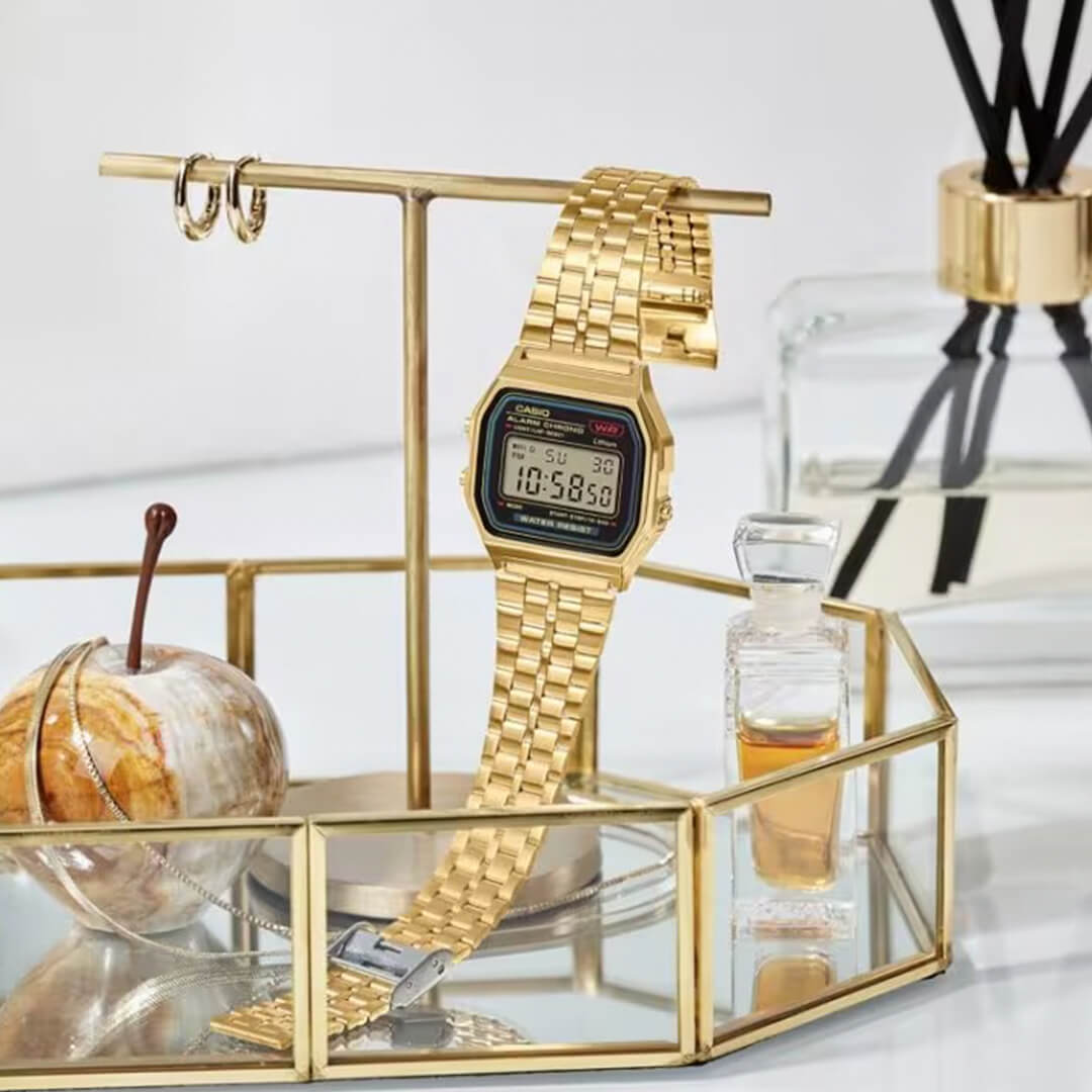 Detalle de la pantalla digital del Reloj Casio A159WGEA-1D