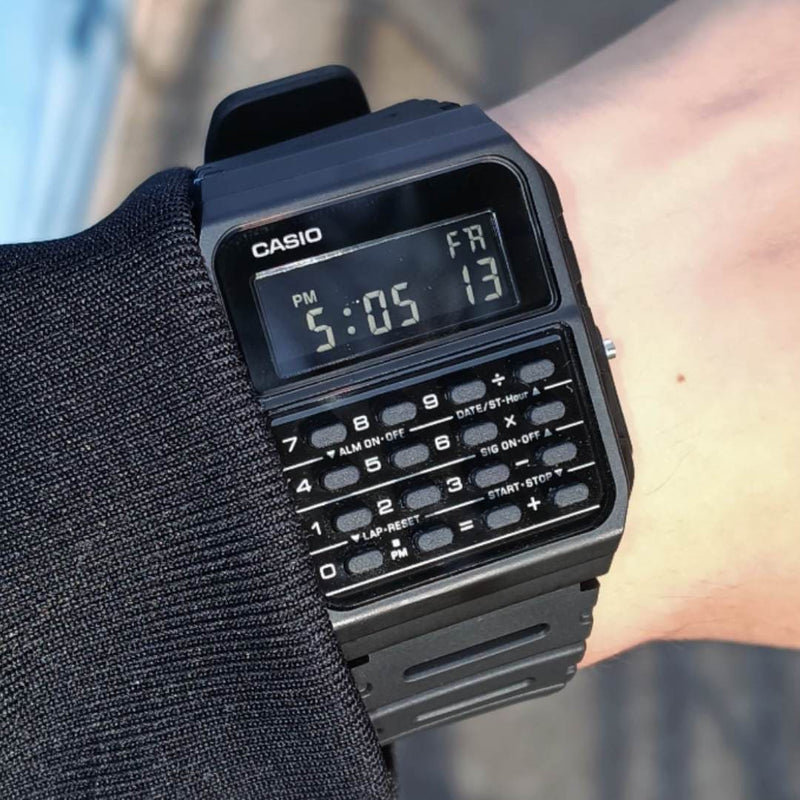 Casio Vintage CA-53WF-1B reloj calculadora digital clásico para hombre.