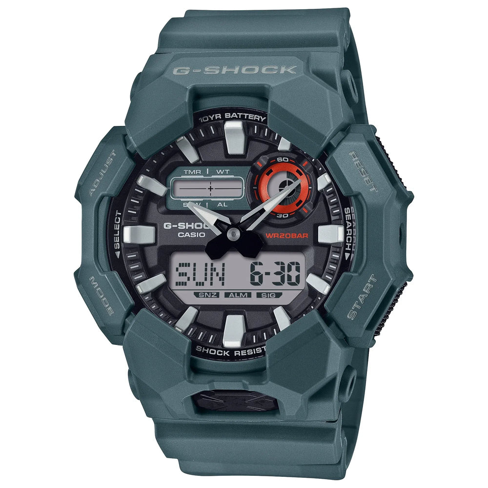 Reloj Casio G-Shock GA-010-2A para hombre color verde con correa de resina.