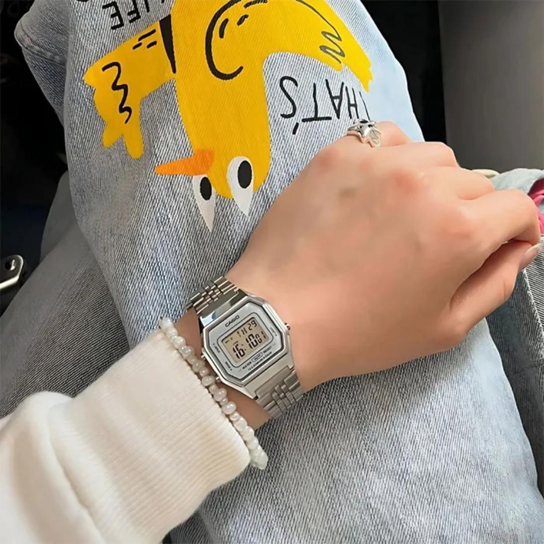 Reloj Casio LA680WA-7DF Mujer Acero Plateado | CAS-M-98