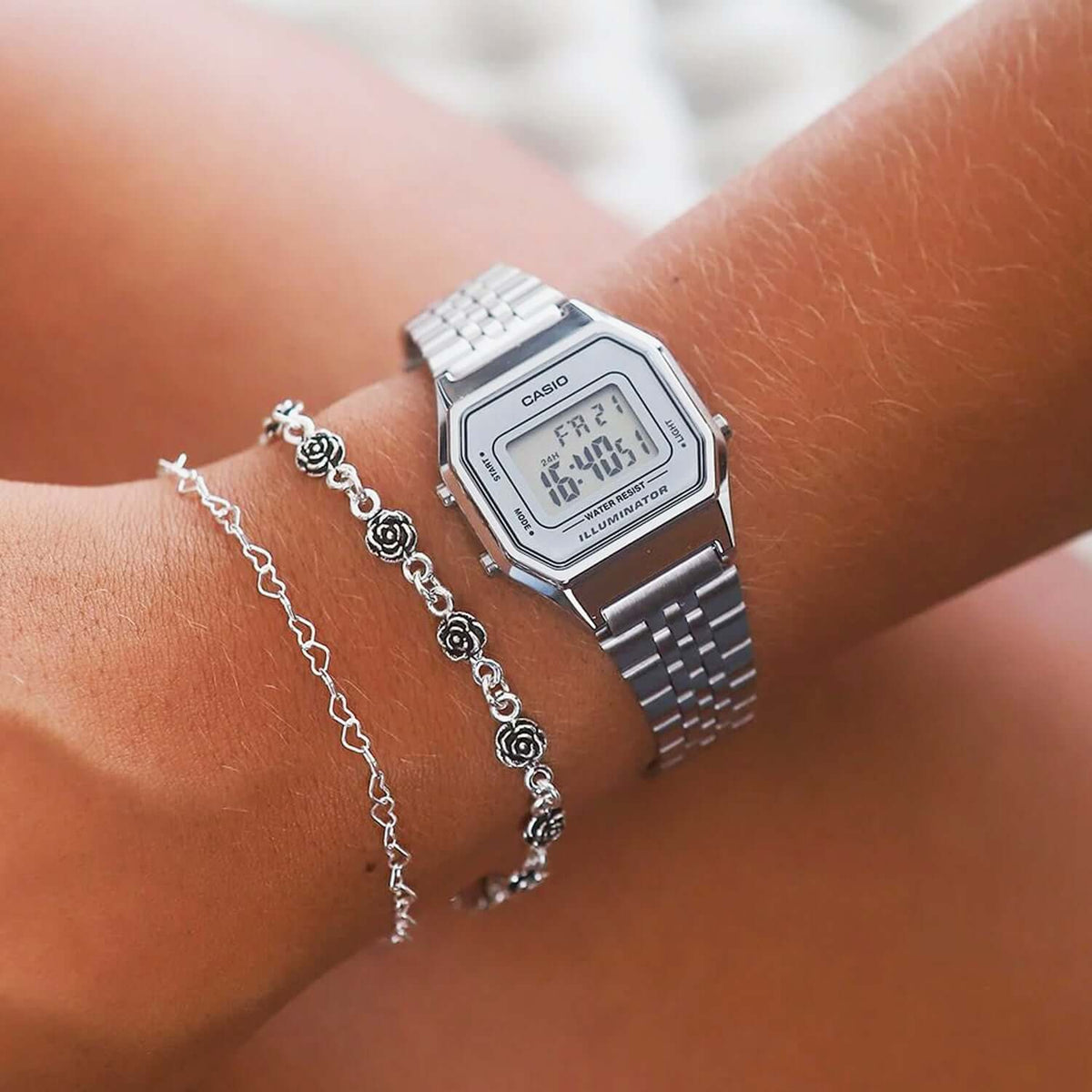 Reloj Casio LA680WA-7DF Mujer Acero Plateado | CAS-M-98