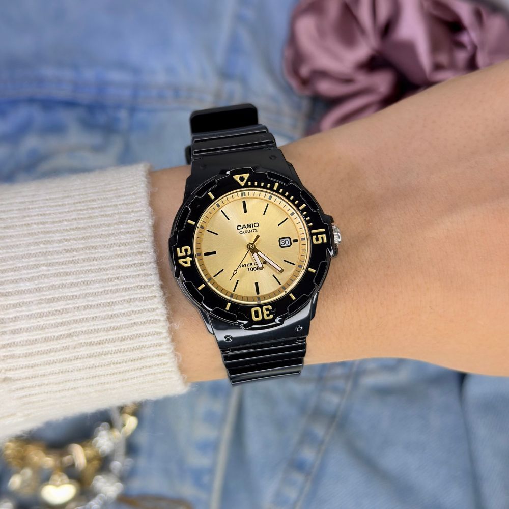 Reloj Casio LRW-200H-9EV Mujer Resina Negro | CAS-M-165