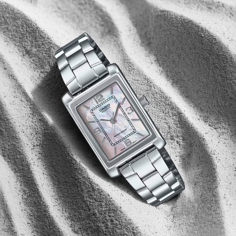 Reloj Casio LTP-1234DS-4A plateado con esfera de nácar rosado para mujer