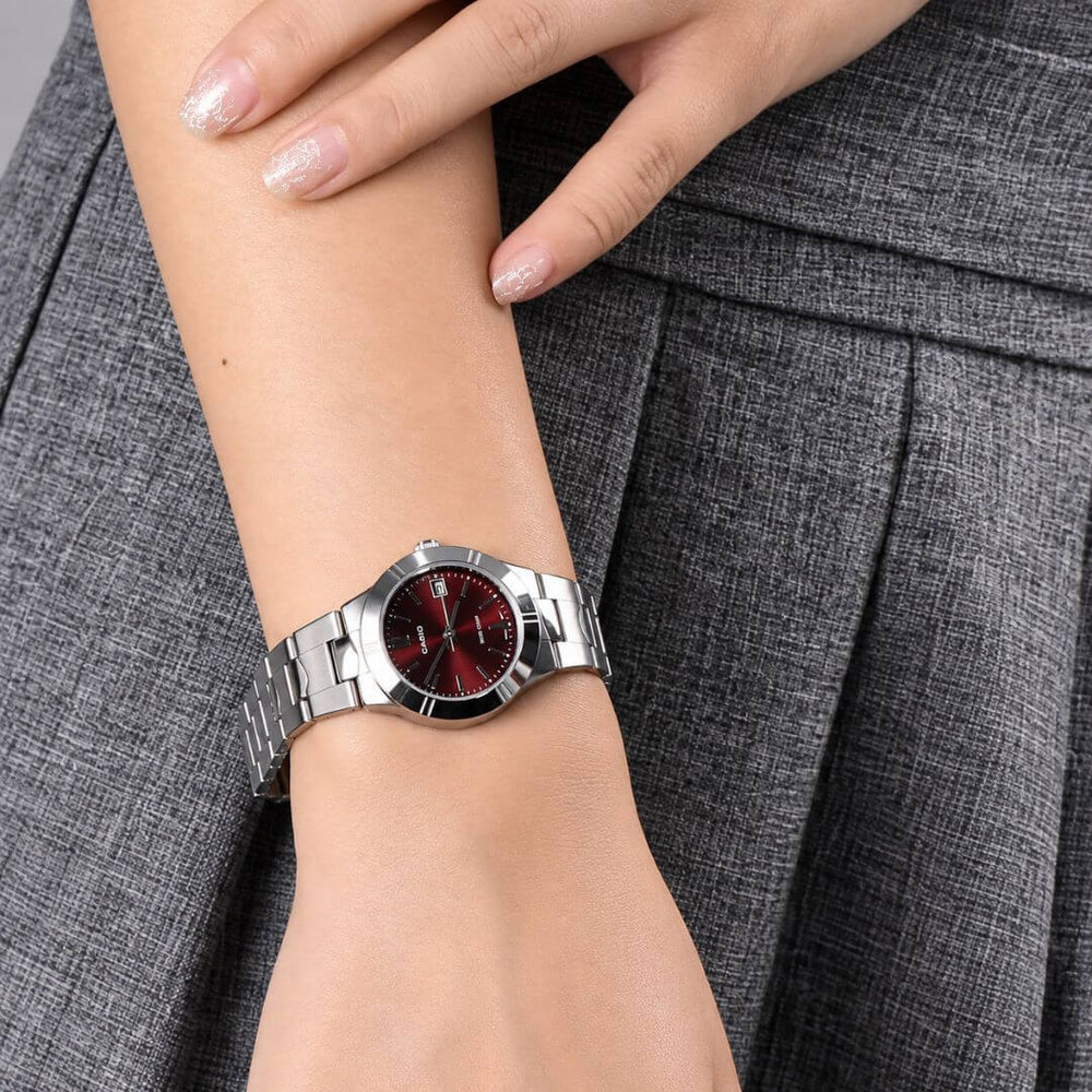 Reloj Casio LTP-1241D-4A2 Mujer Acero Plateado Rojo | CAS-M-208