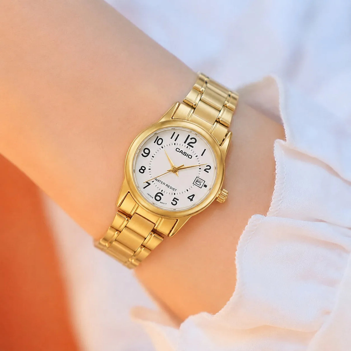 Detalle esfera easy reader Casio LTP-V002G-7BU