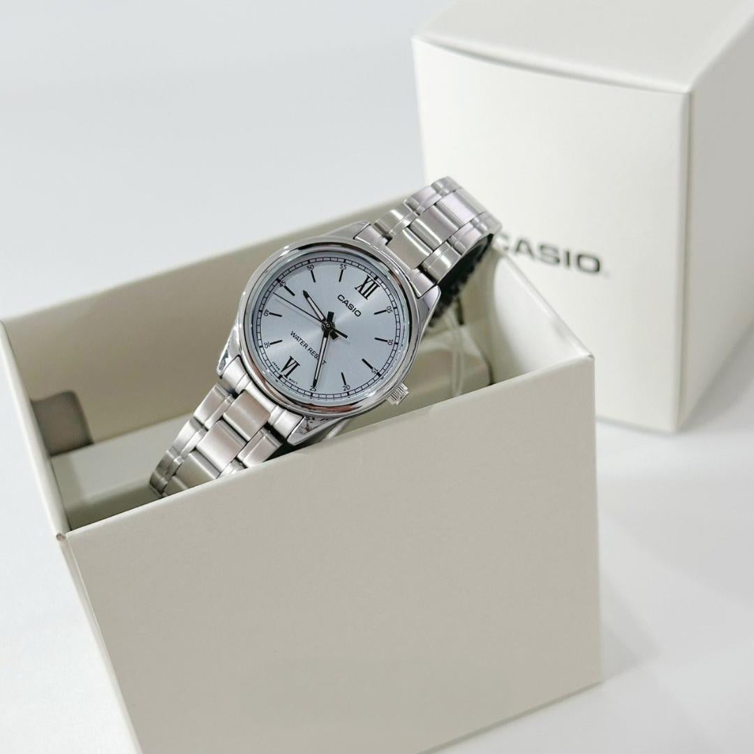 Reloj Casio LTP-V005D-2B3 Mujer Celeste Acero Plateado | CAS-M-57
