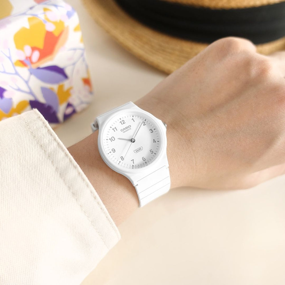 Reloj Casio MQ-24B-7B Mujer Resina Blanco | CAS-M-212