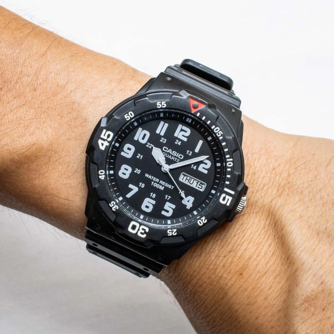 Reloj Casio MRW-200H-1B Hombre Resina Negro | CAS-299